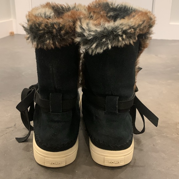 TOMS Ankle Boots - Size 6.5 - Picture 3 of 6